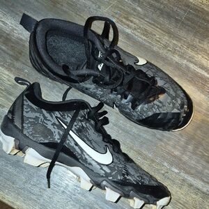 Nike Black and White Camouflage Softball Cleets